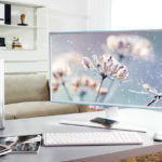 Samsung-Wireless-Charging-Monitor-01