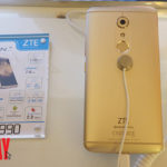 zte-axon-05