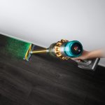 Dyson V15 Detect HEPA_Laser on floor